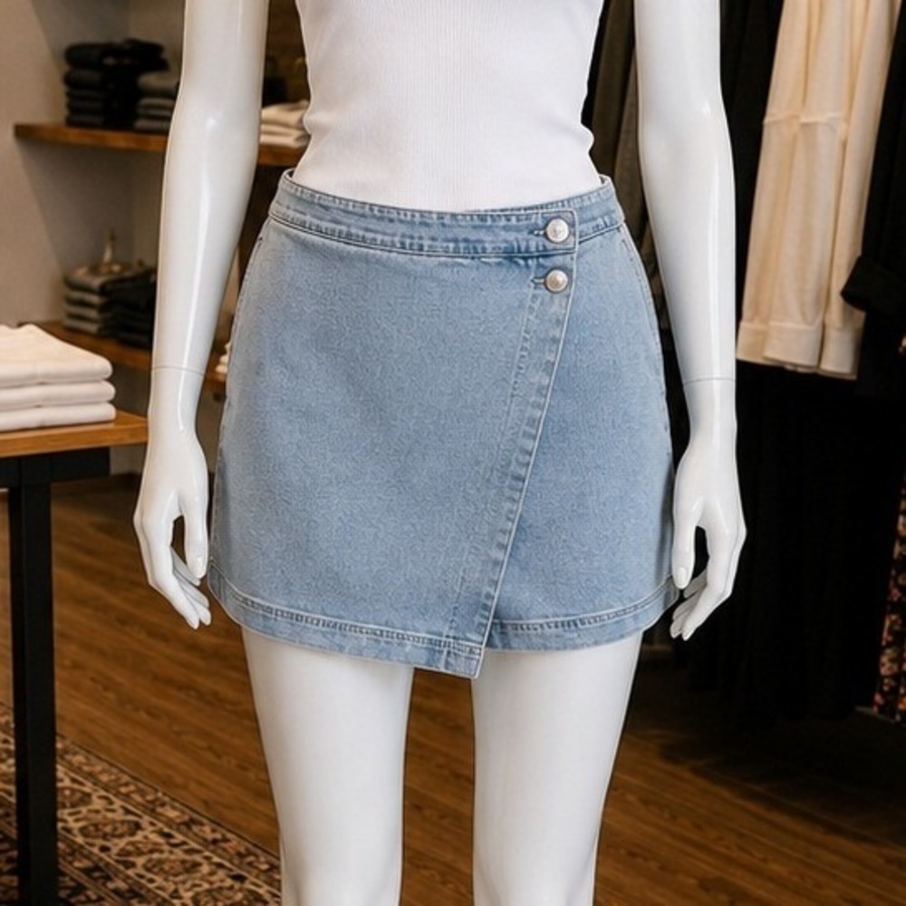 LOFT Outlet Women Denim Skort Light Wash Blue Wrap Front Casual 14